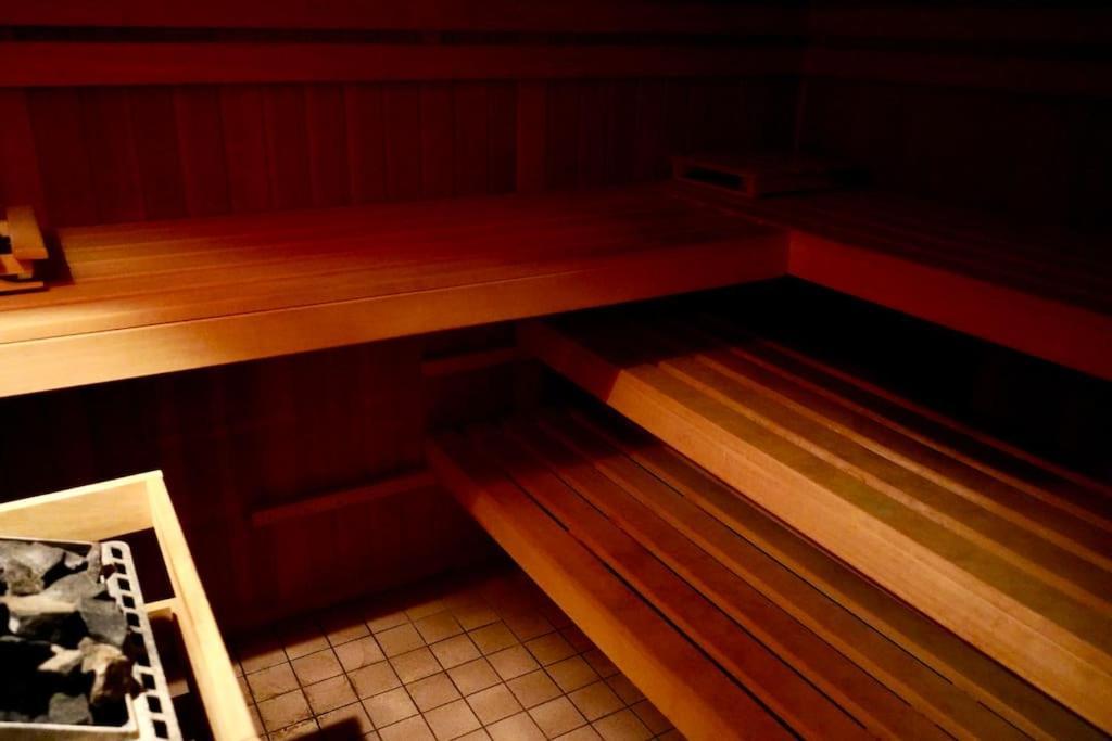 Helle Kellerwohnung Im Gruenen Mit Sauna Cologne Exterior photo